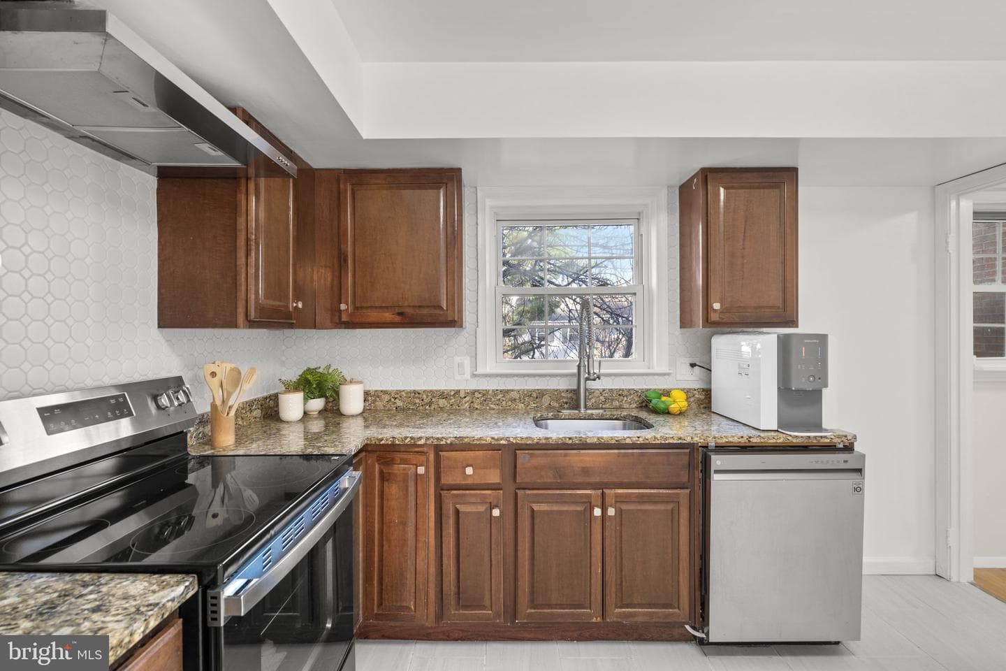 6620 Burlington Place #6620 photo 9