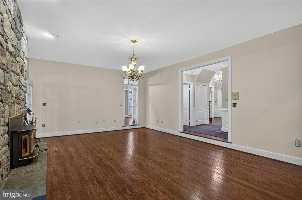 6612 Colchester Road photo 22