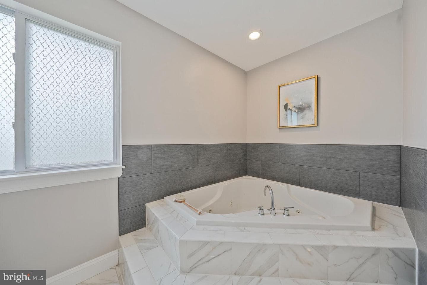 6532 Spring Valley Drive photo 25