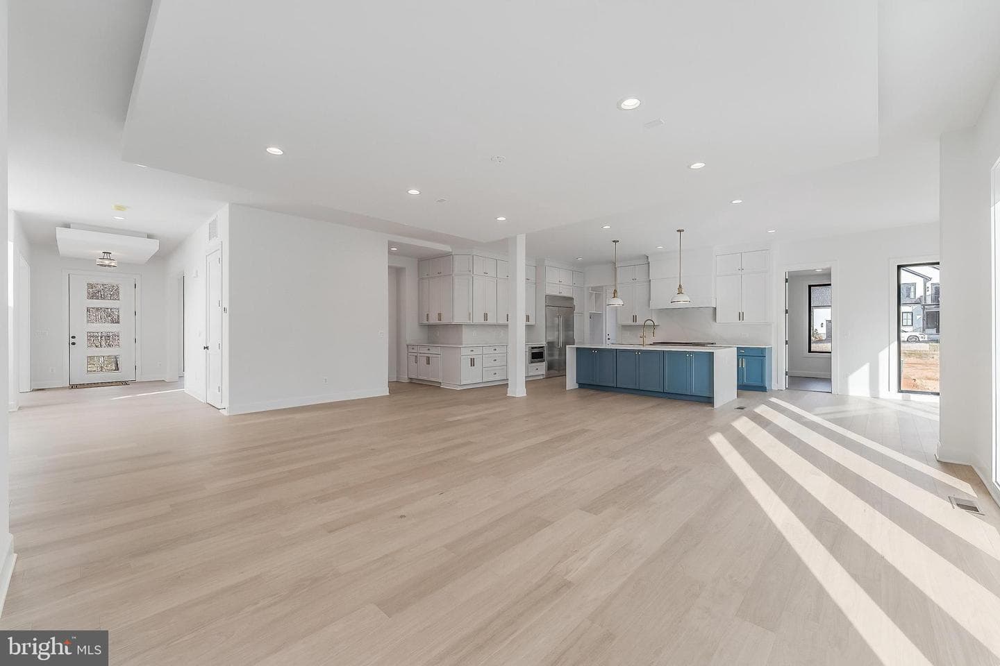 731 Ellsworth Avenue photo 20