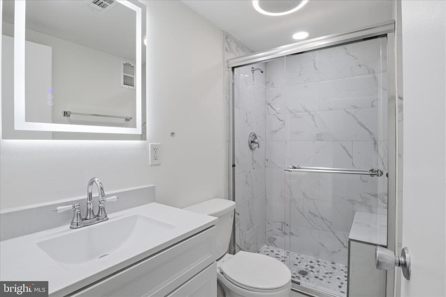 3100 S Manchester Street #116 photo 16