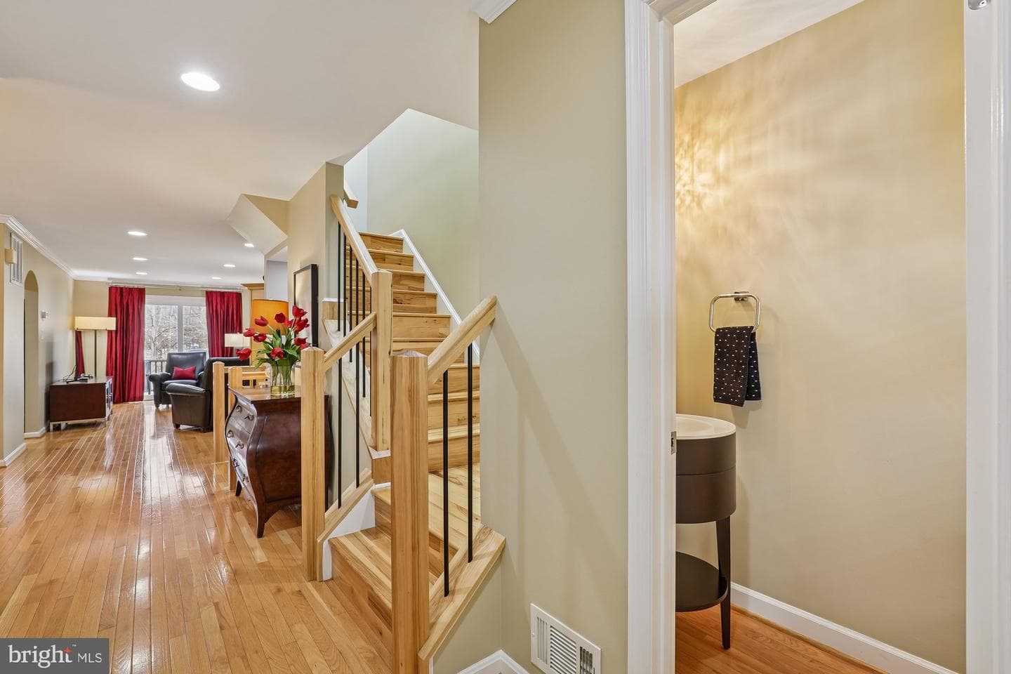 8019 Galla Knoll Circle photo 4