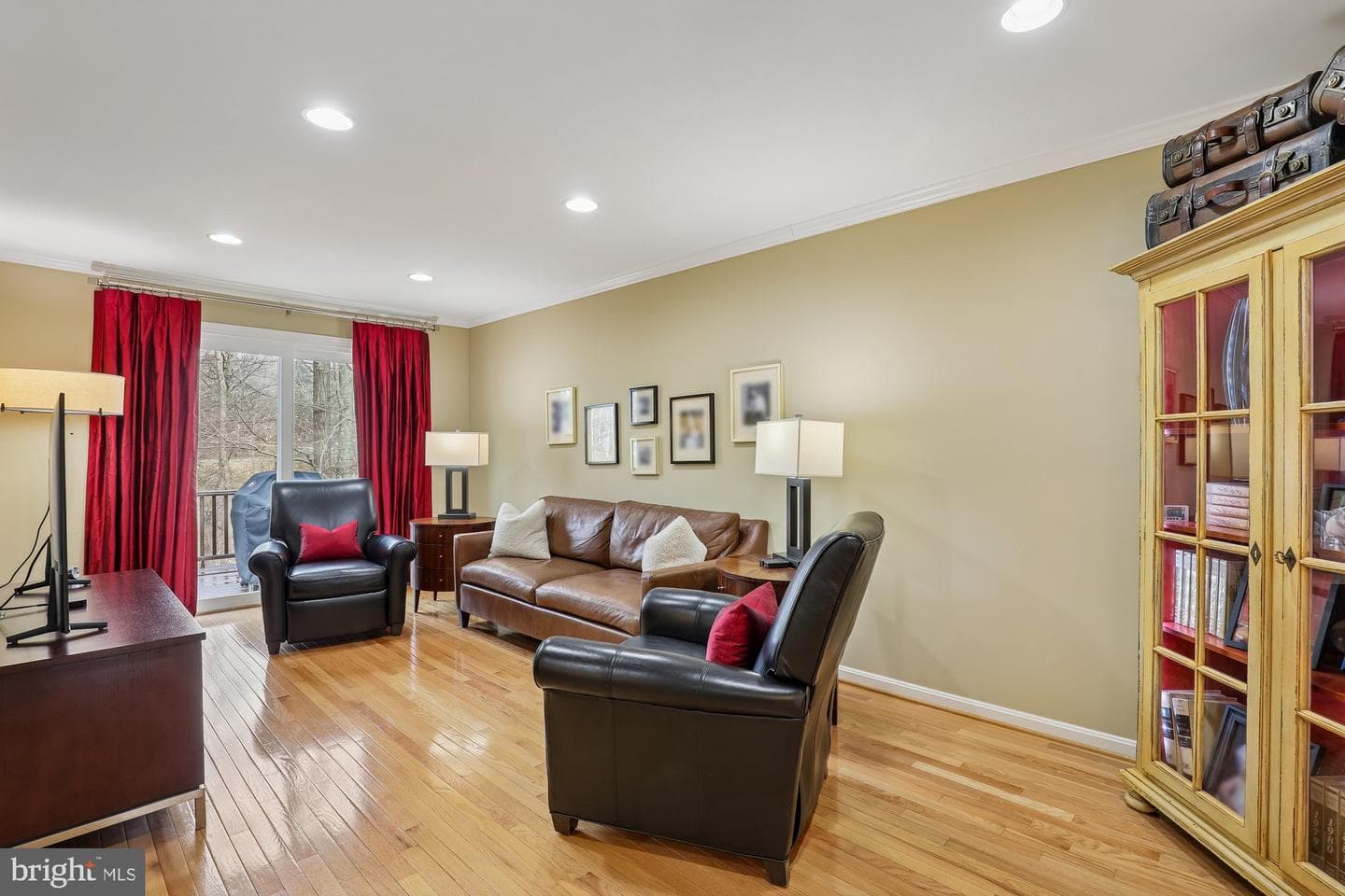 8019 Galla Knoll Circle photo 5