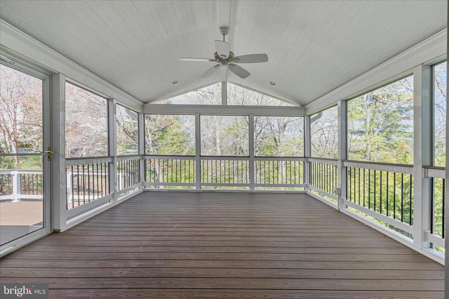 9910 Chase Hill Court photo 39