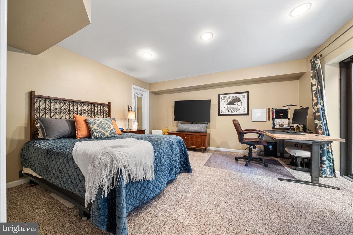 2784 Devonshire Garden Court photo 44