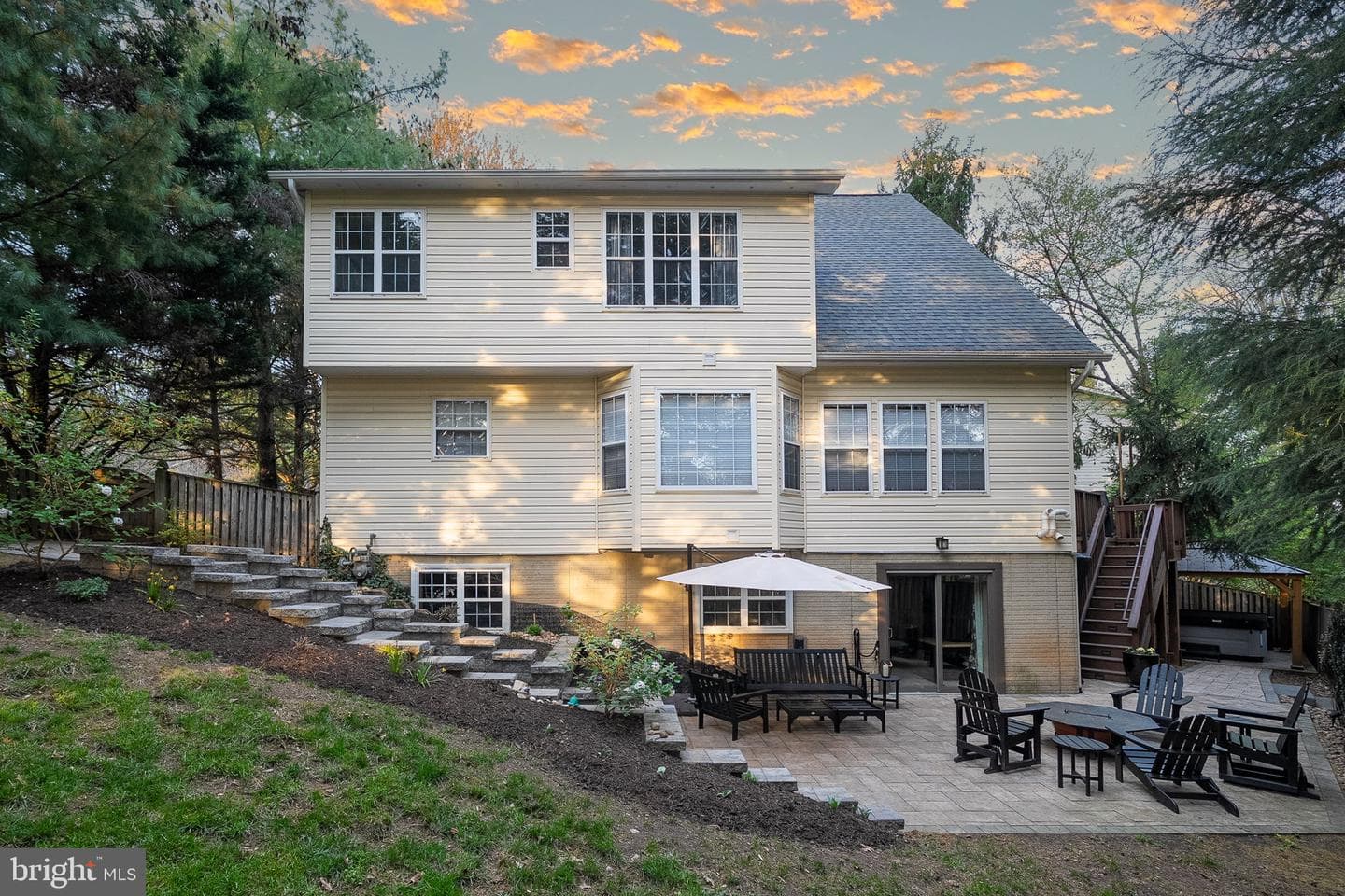 2784 Devonshire Garden Court photo 48