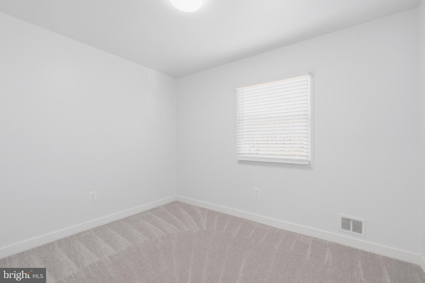 5719 La Vista Drive photo 19