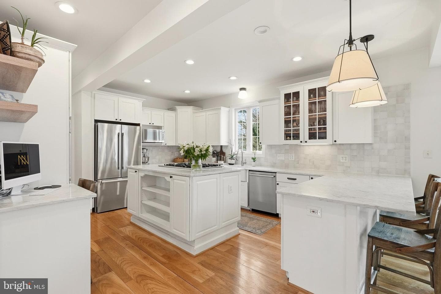 370 Holmes Drive NW photo 26