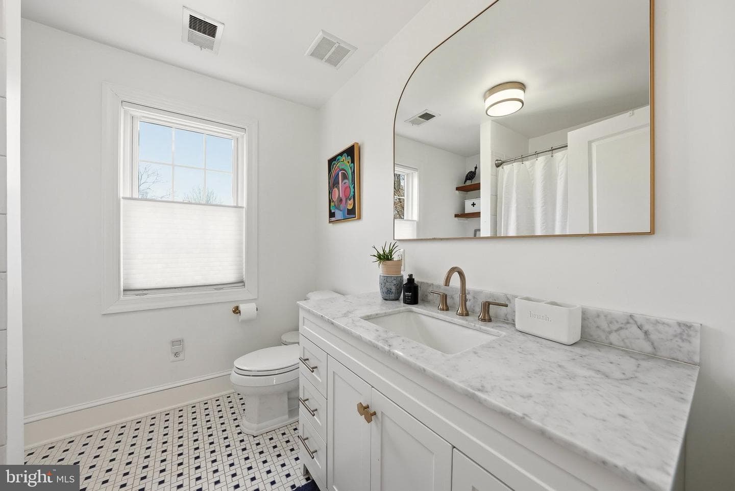 370 Holmes Drive NW photo 47