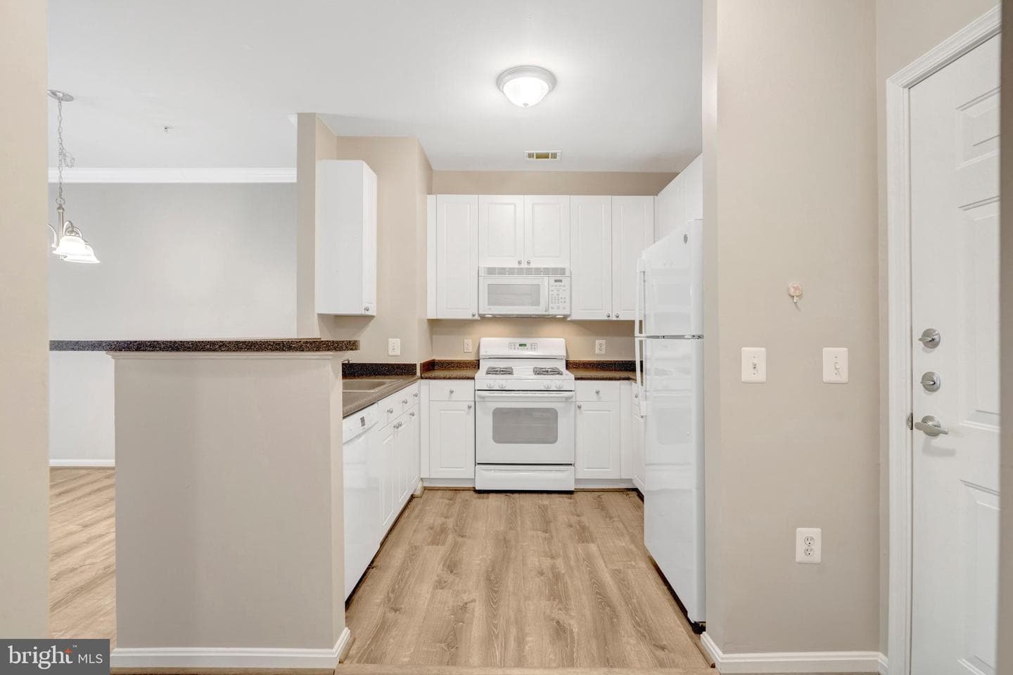 2765 Centerboro Drive #247 photo 10