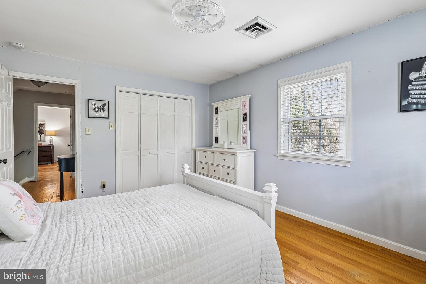 7823 Friars Court photo 46