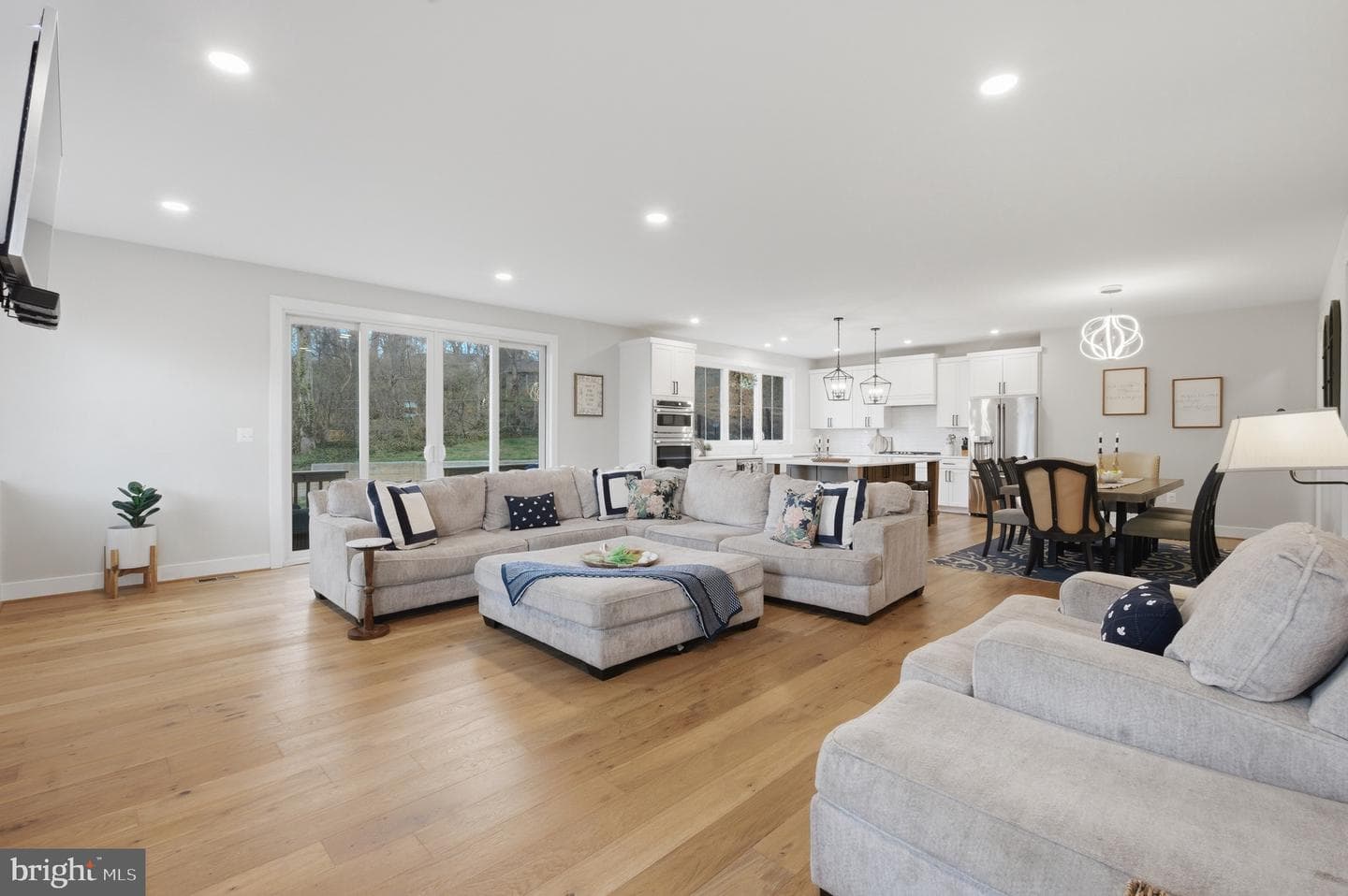 1304 Gahant Road photo 15