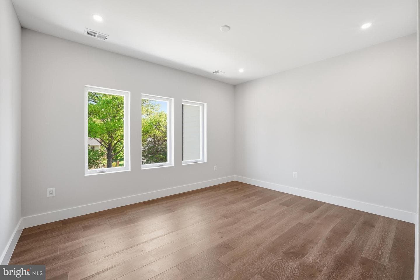 9420 Vernon Drive photo 62