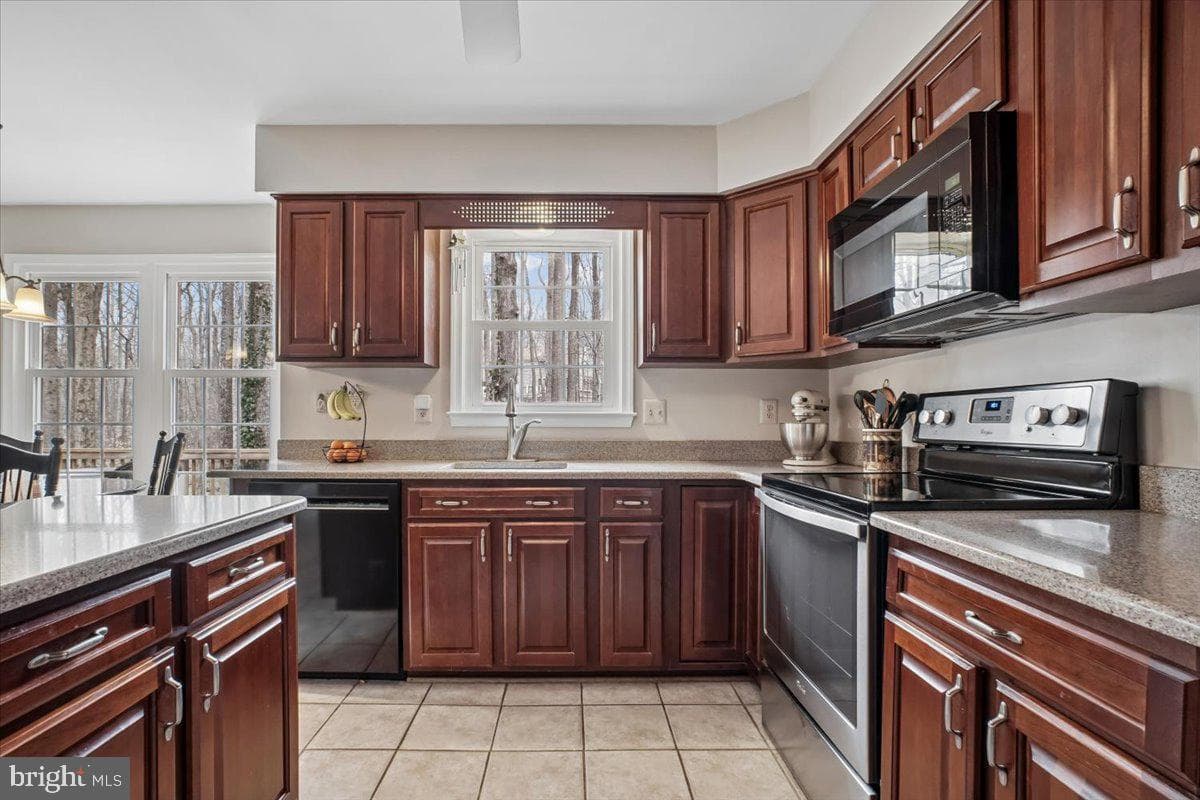5705 Patrick Oroarke Court photo 10