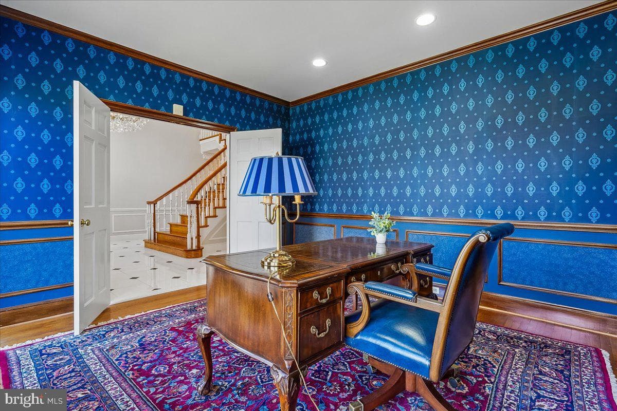 8013 Greenwich Woods Drive photo 29