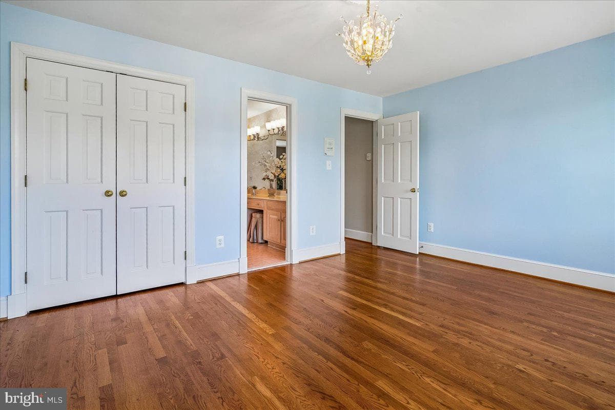 8013 Greenwich Woods Drive photo 80