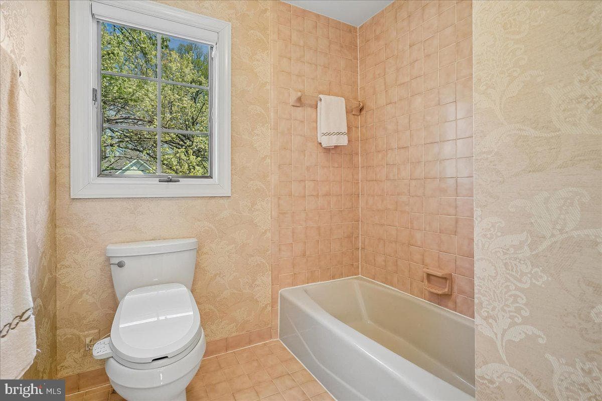8013 Greenwich Woods Drive photo 84