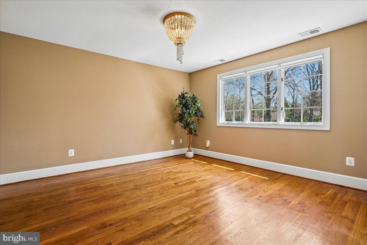 8013 Greenwich Woods Drive photo 87