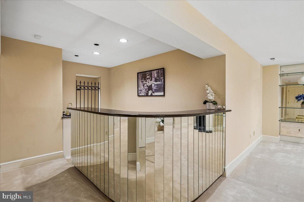 8013 Greenwich Woods Drive photo 93