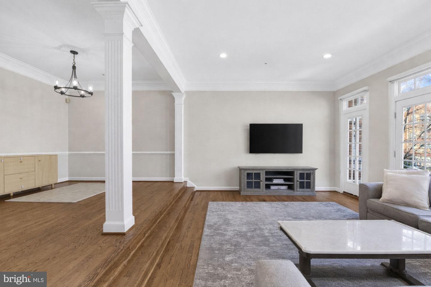 1807 Brentridge Street photo 8