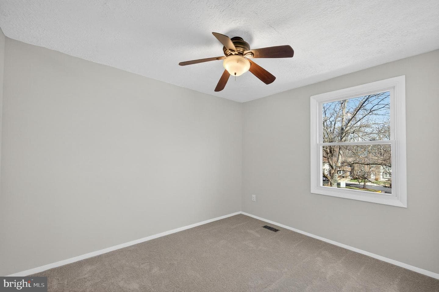 8225 Burning Forest Court photo 22