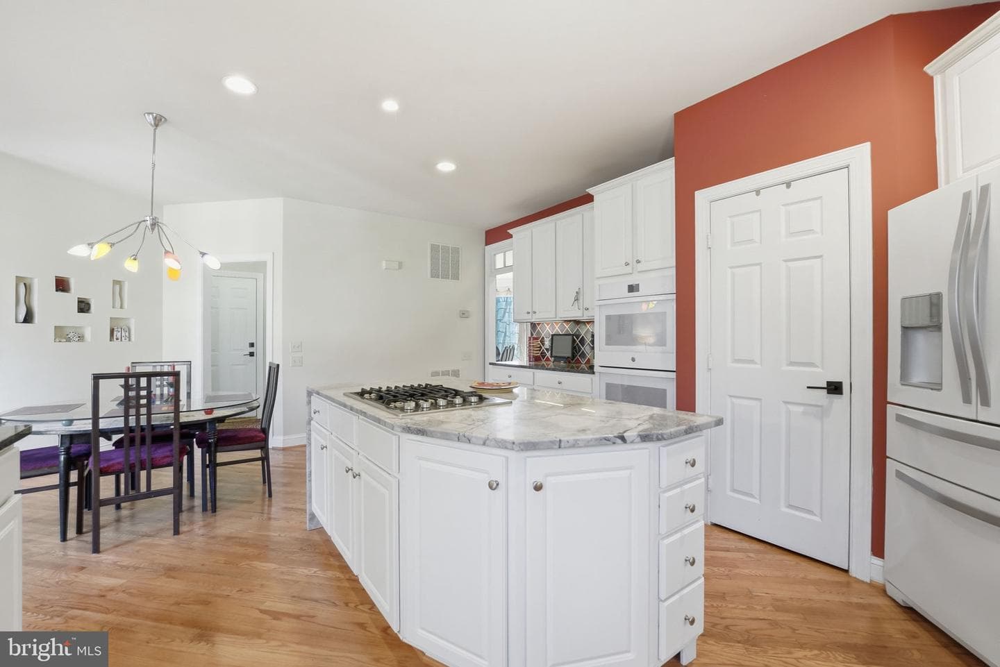 2707 Pioneer Lane photo 16
