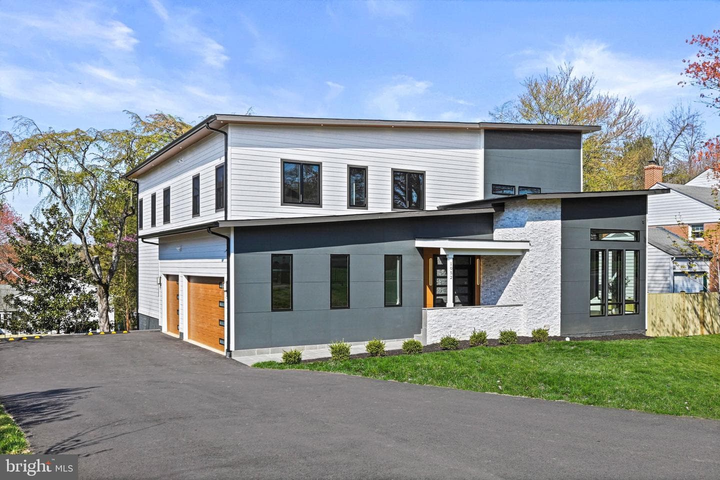 1052 Balls Hill Road photo 3