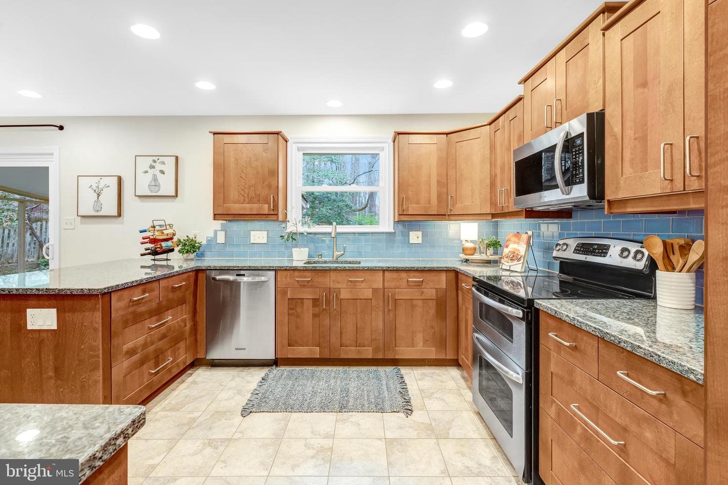 10424 Collingham Drive photo 13