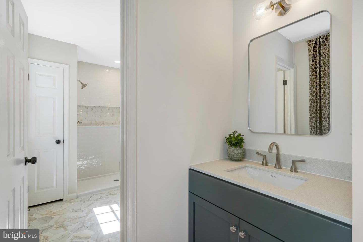 9810 Vertain Court photo 20
