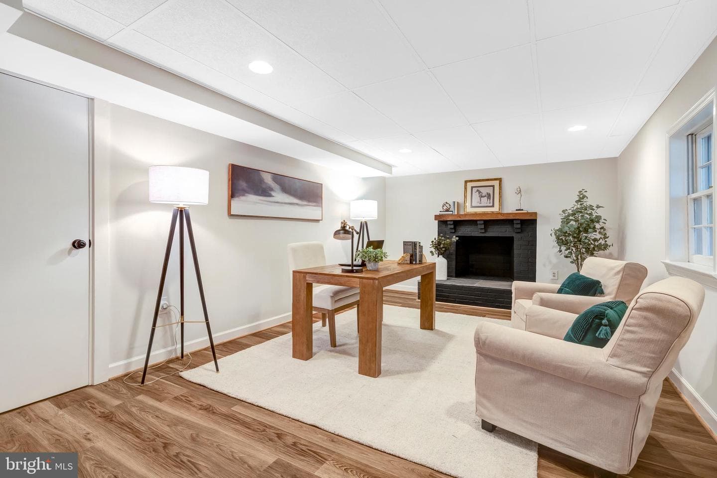 9810 Vertain Court photo 34