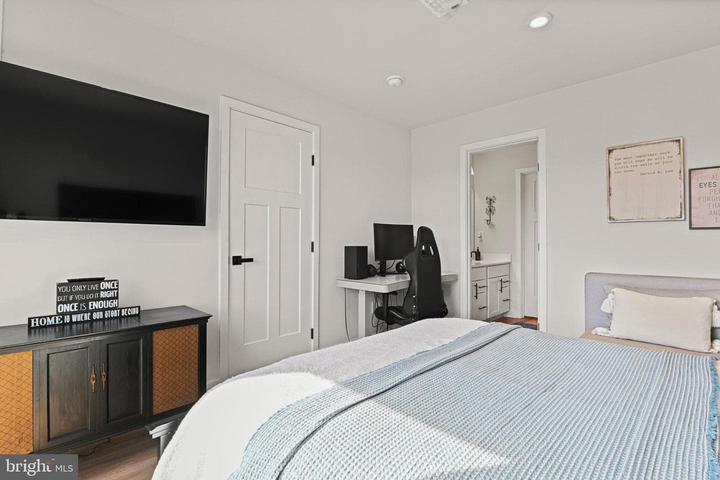14008 Airfoil Road photo 36