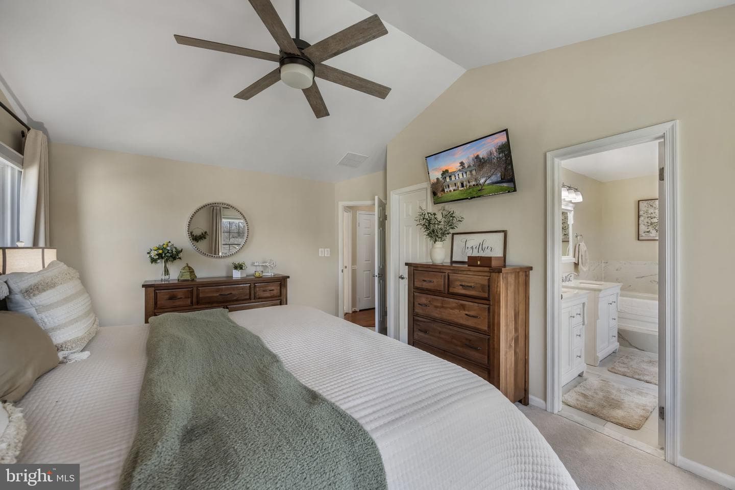 8504 Silverdale Road photo 25