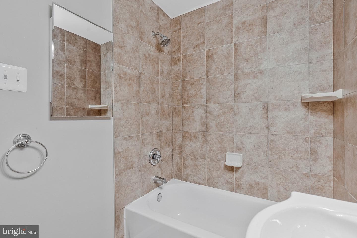 1916 Wilson Lane #202 photo 13