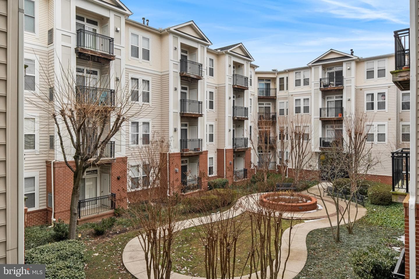 2665 Prosperity Avenue #231 photo 25