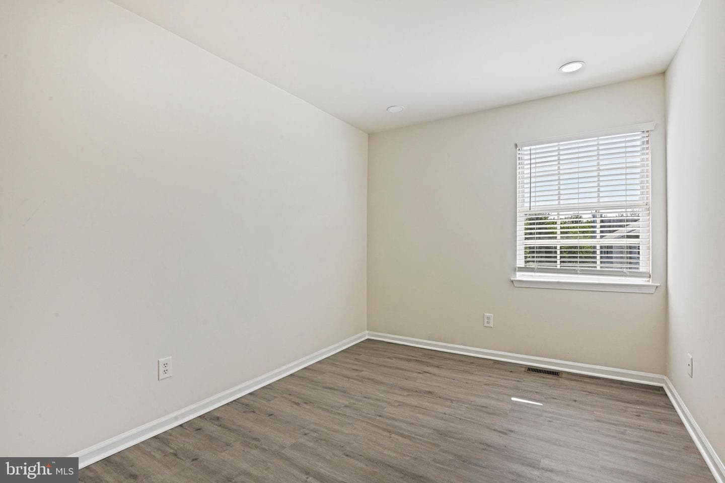 4119 Dawn Valley Court photo 35