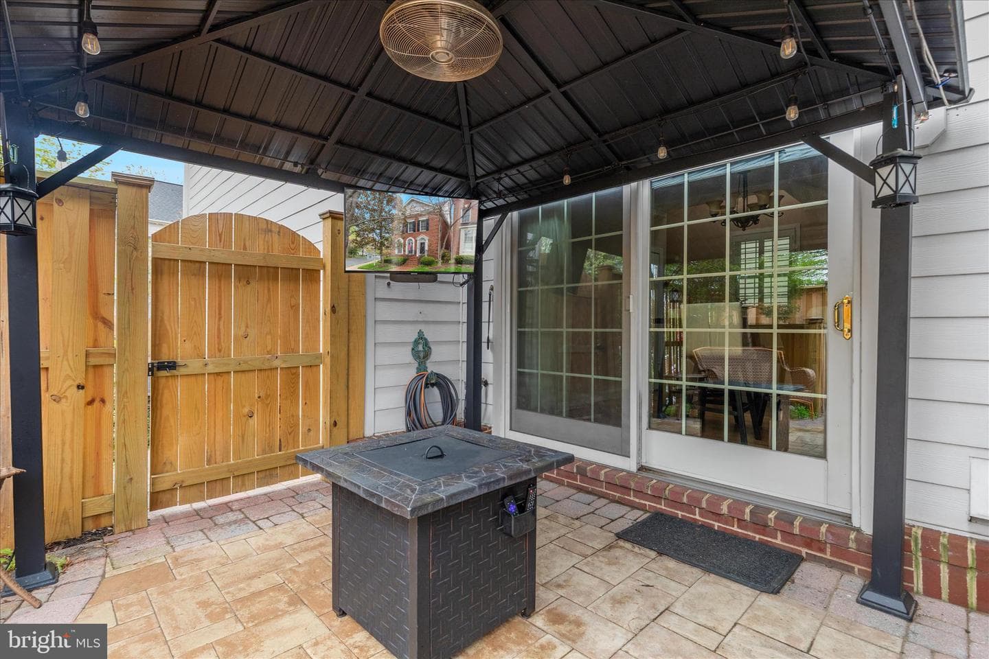 1401 Buena Vista Avenue photo 43
