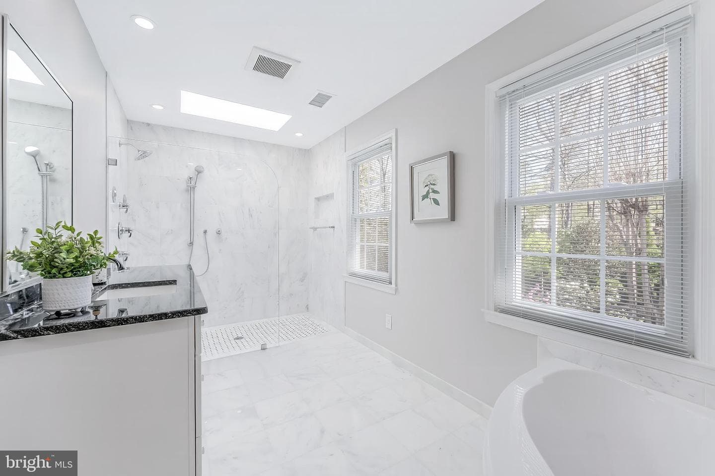 1807 Abbey Glen photo 56