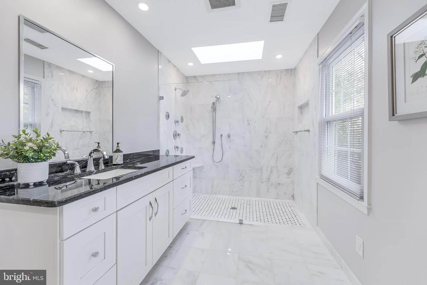 1807 Abbey Glen photo 57