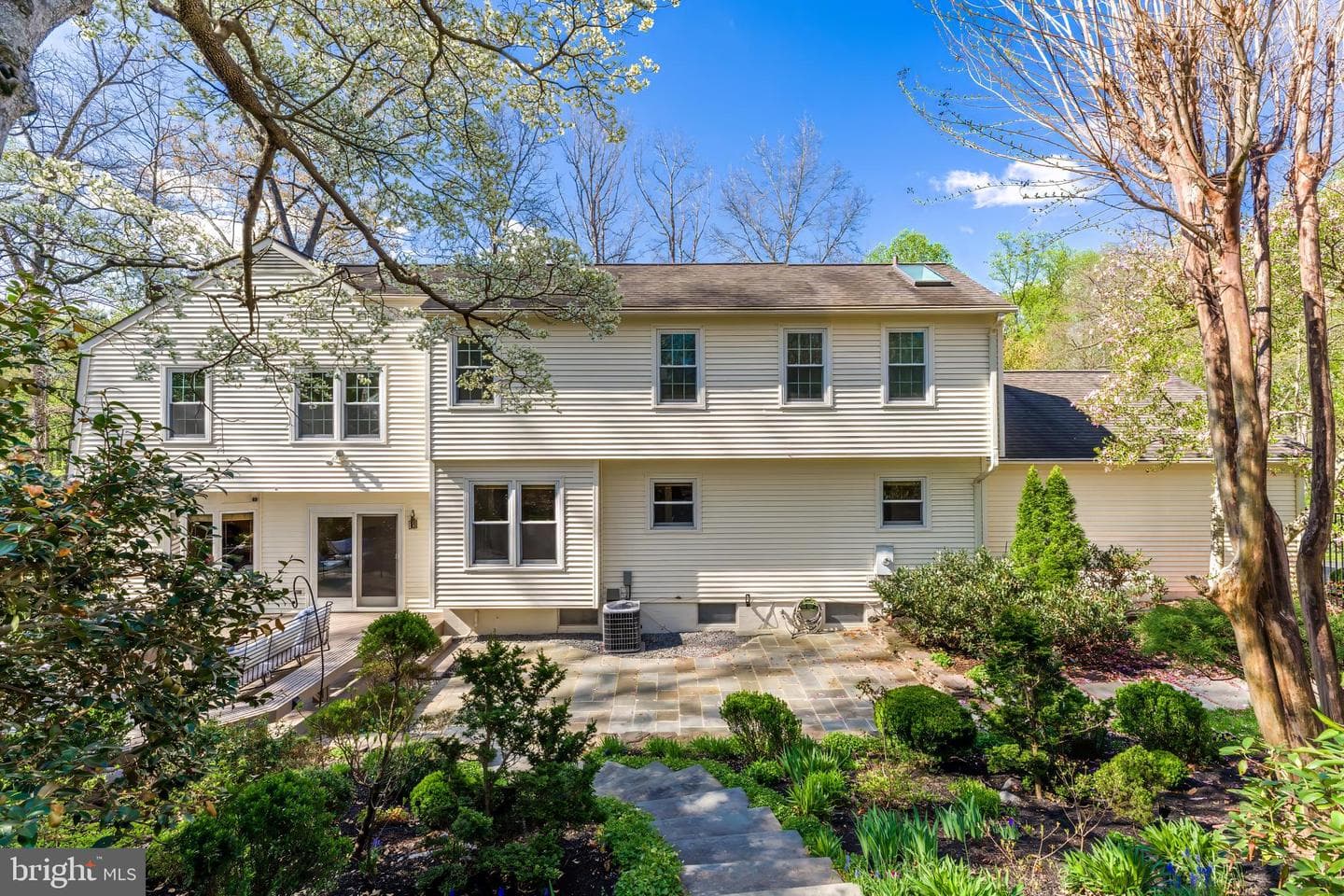 1807 Abbey Glen photo 82