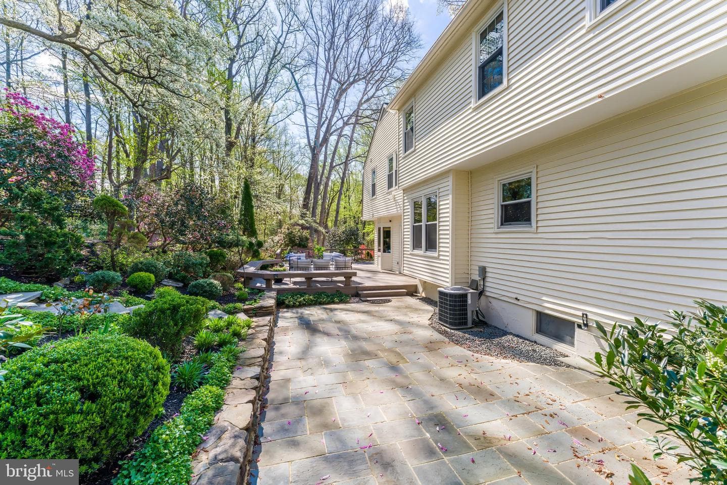 1807 Abbey Glen photo 89
