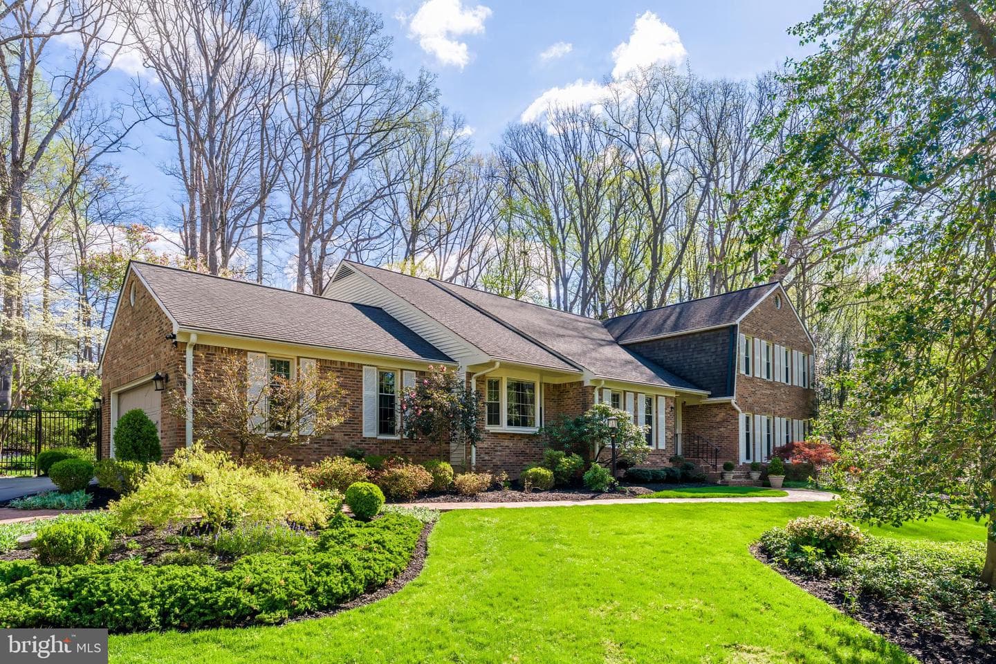 1807 Abbey Glen photo 92