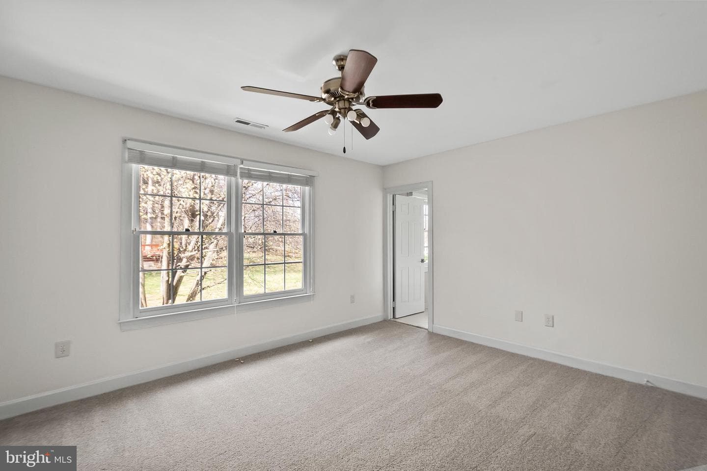 12187 Brecknock Street photo 29