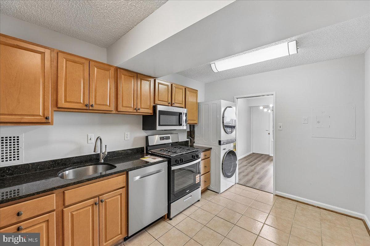 3701 S George Mason Drive #1604n photo 11