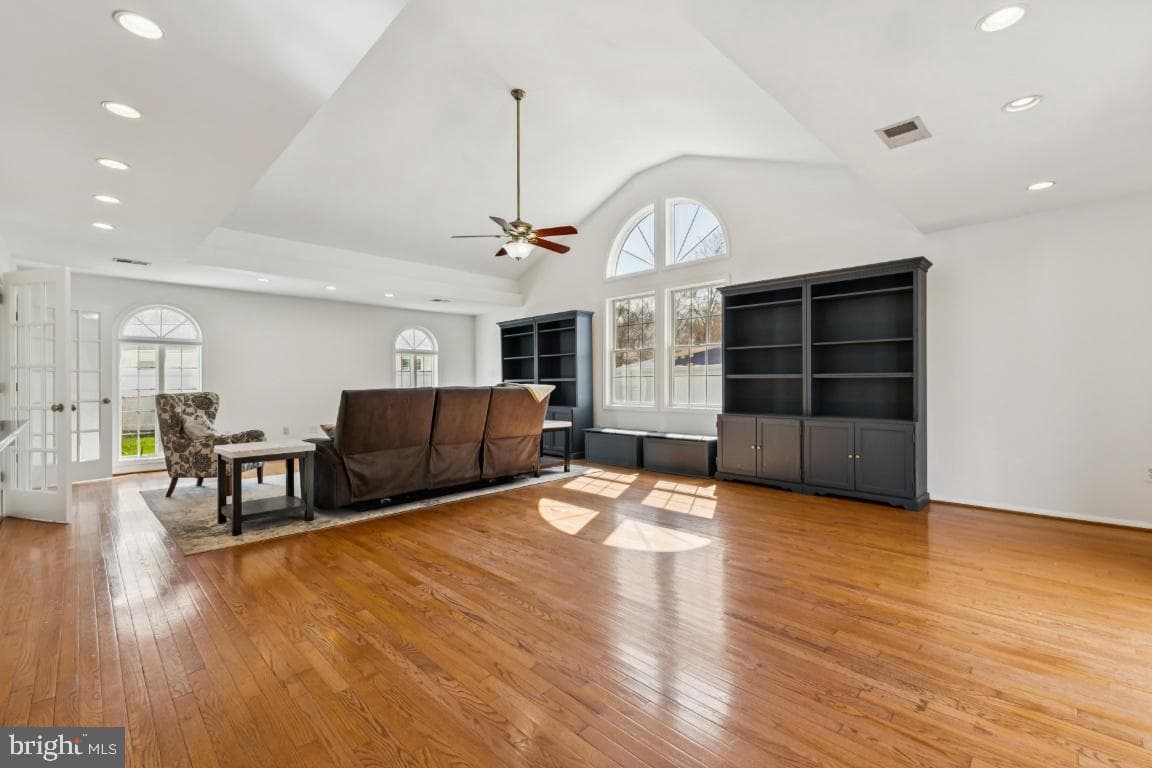 13140 Madonna Lane photo 6
