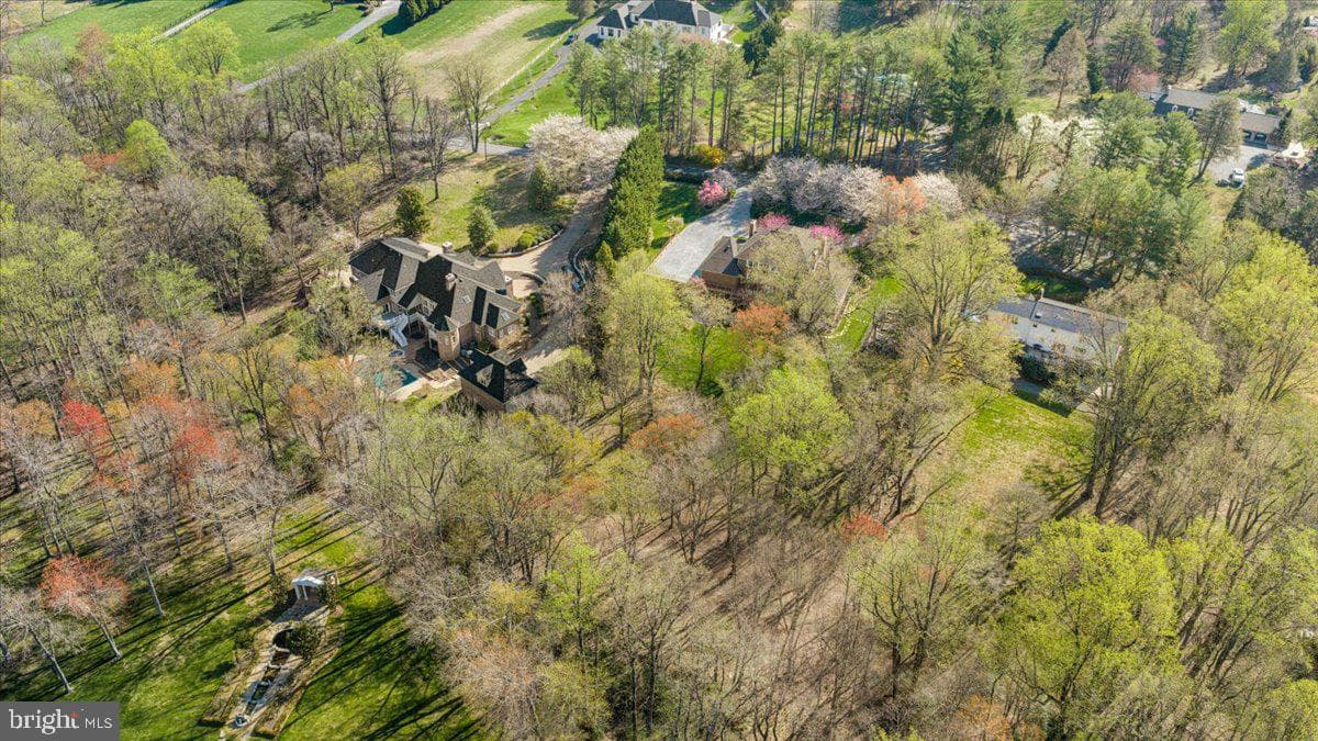 532 Walker Rd photo 94