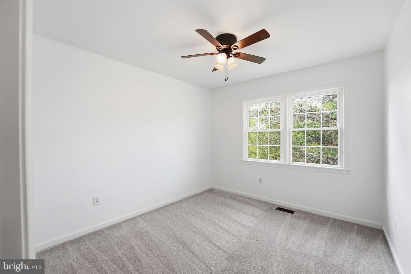 2432 Windbreak Drive photo 10