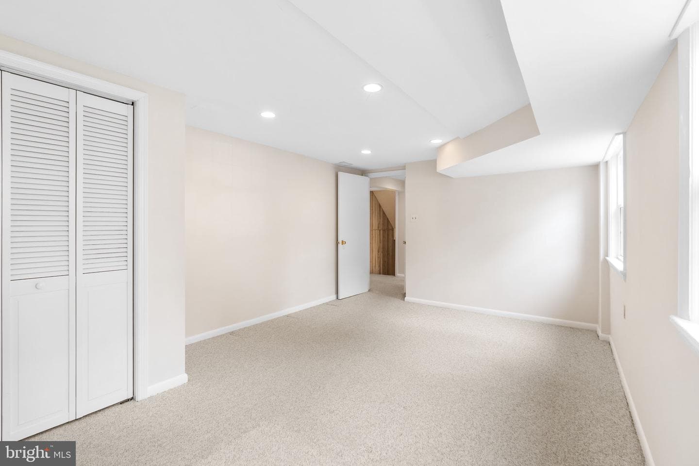2418 Lancaster Court photo 28