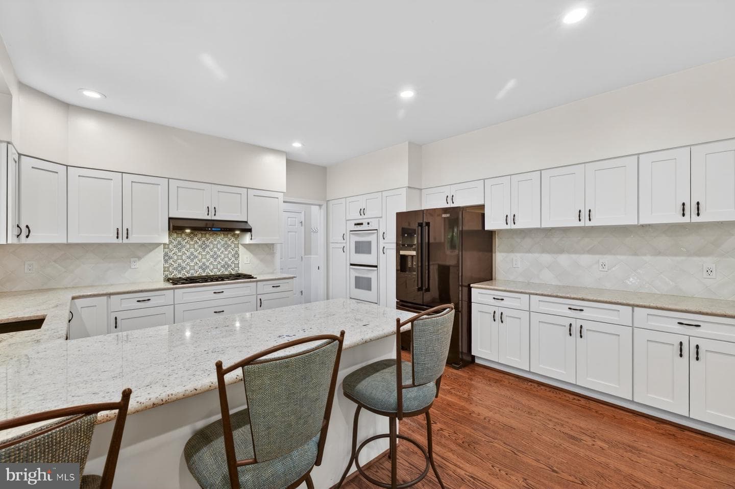 8704 Margaret Lane photo 13