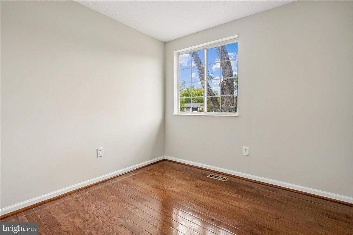 4407 Vantage Court photo 37