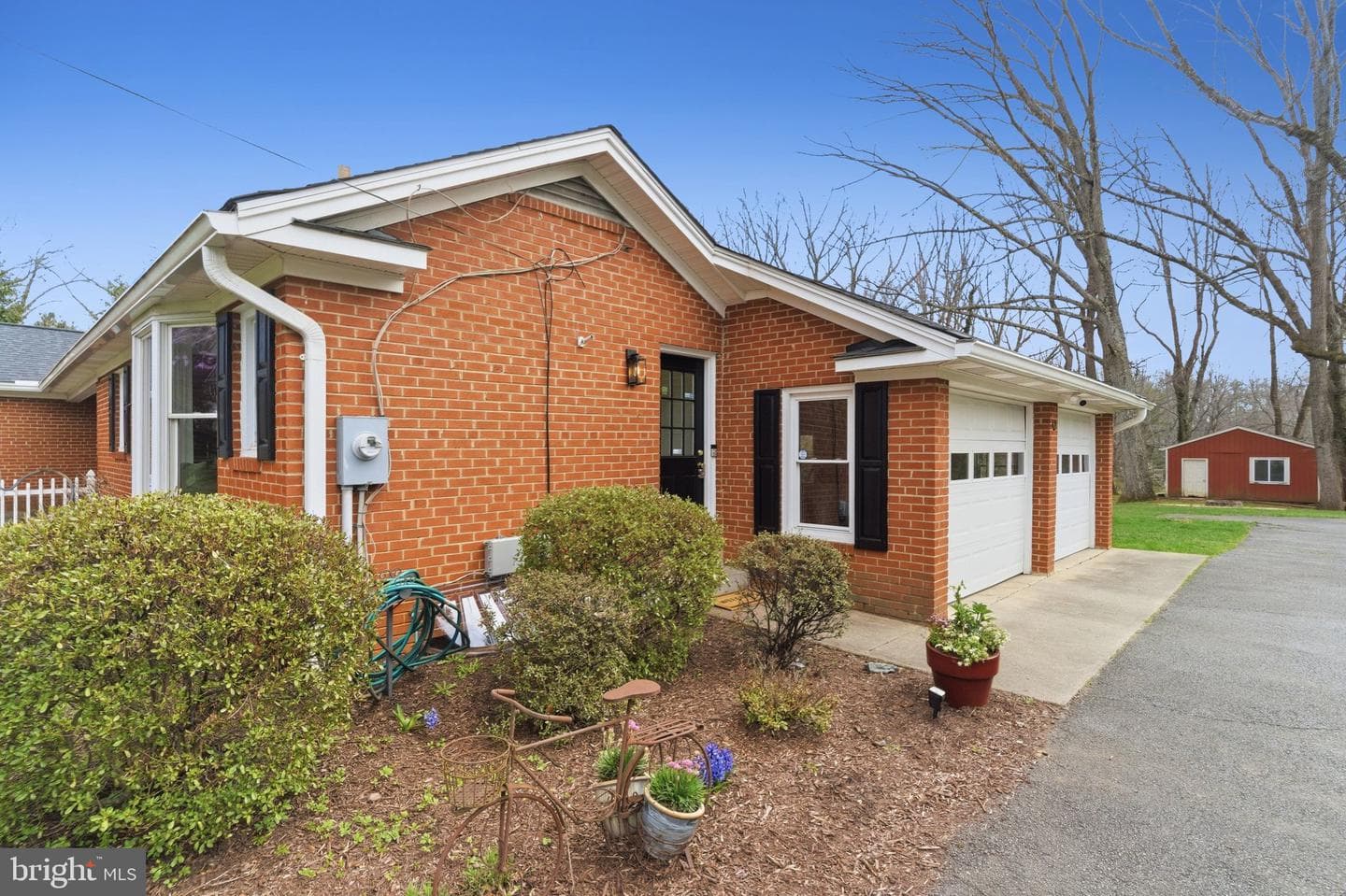 8509 Crestview Drive photo 4